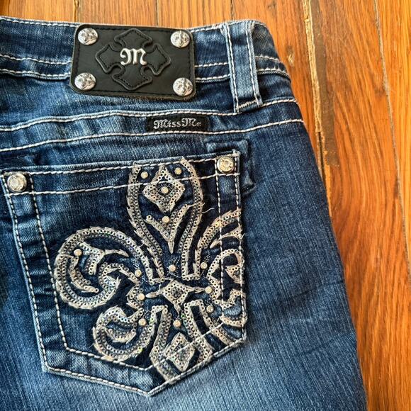 Miss Me Denim Jeans Mid Rise Skinny Blue Fade Embellished pocket Size 31 - Picture 1 of 8